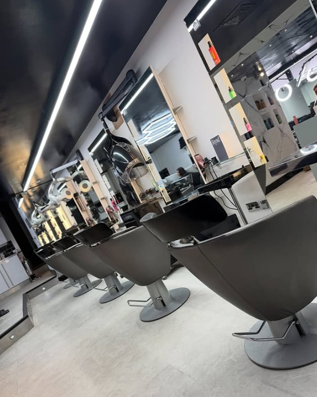 Post 10 by Good Salon Guide on Instagram (carousel)
