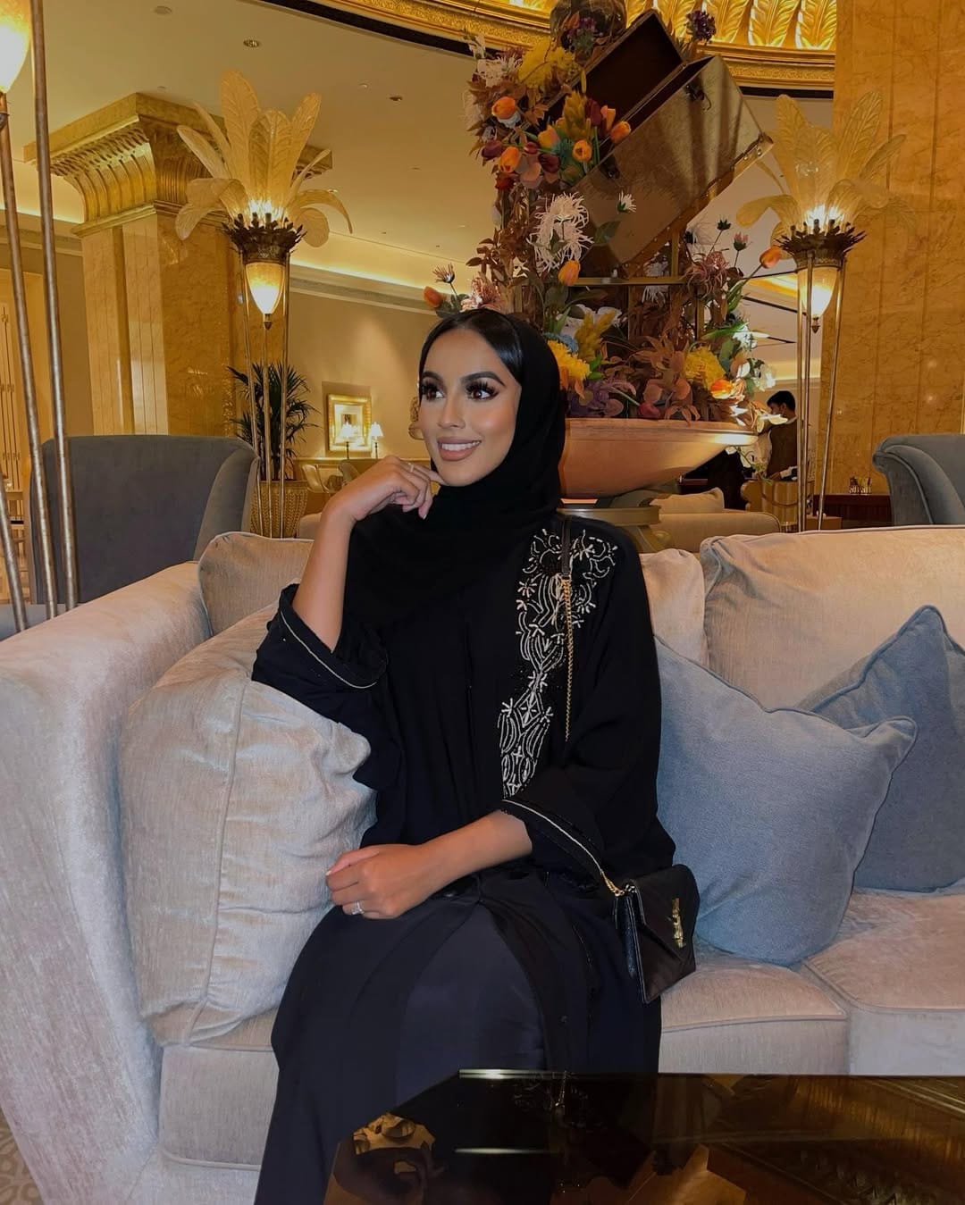 Post 8 by Zainab Styles on Instagram (carousel)