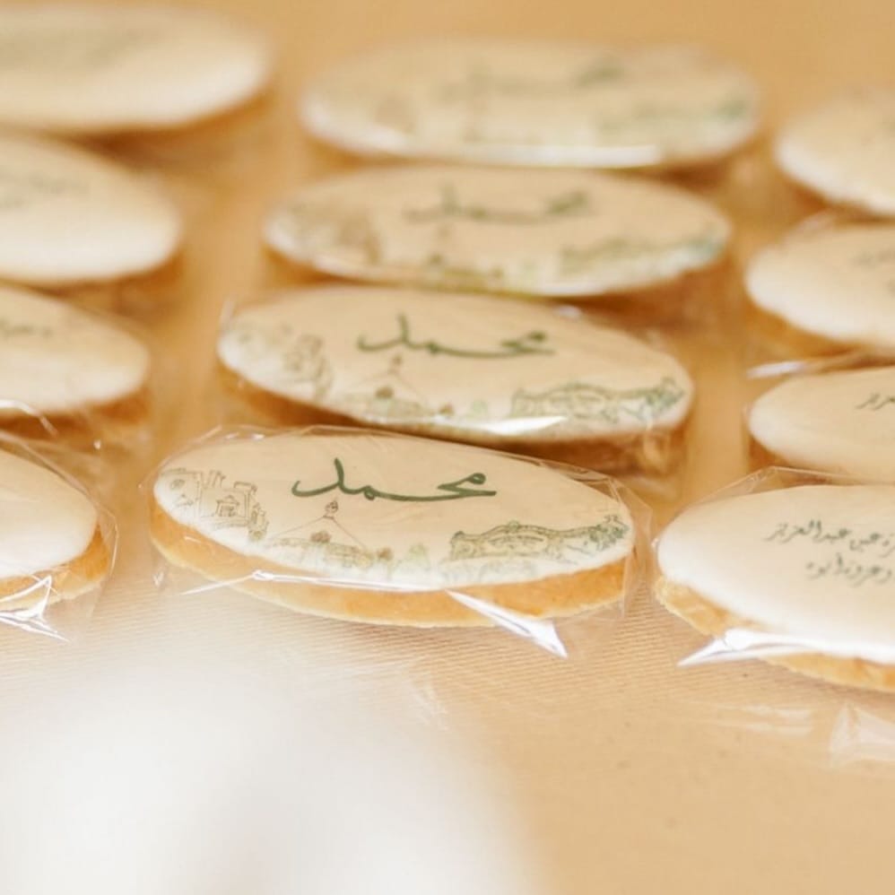 Post 2 by Le Souvenir on Instagram (carousel)