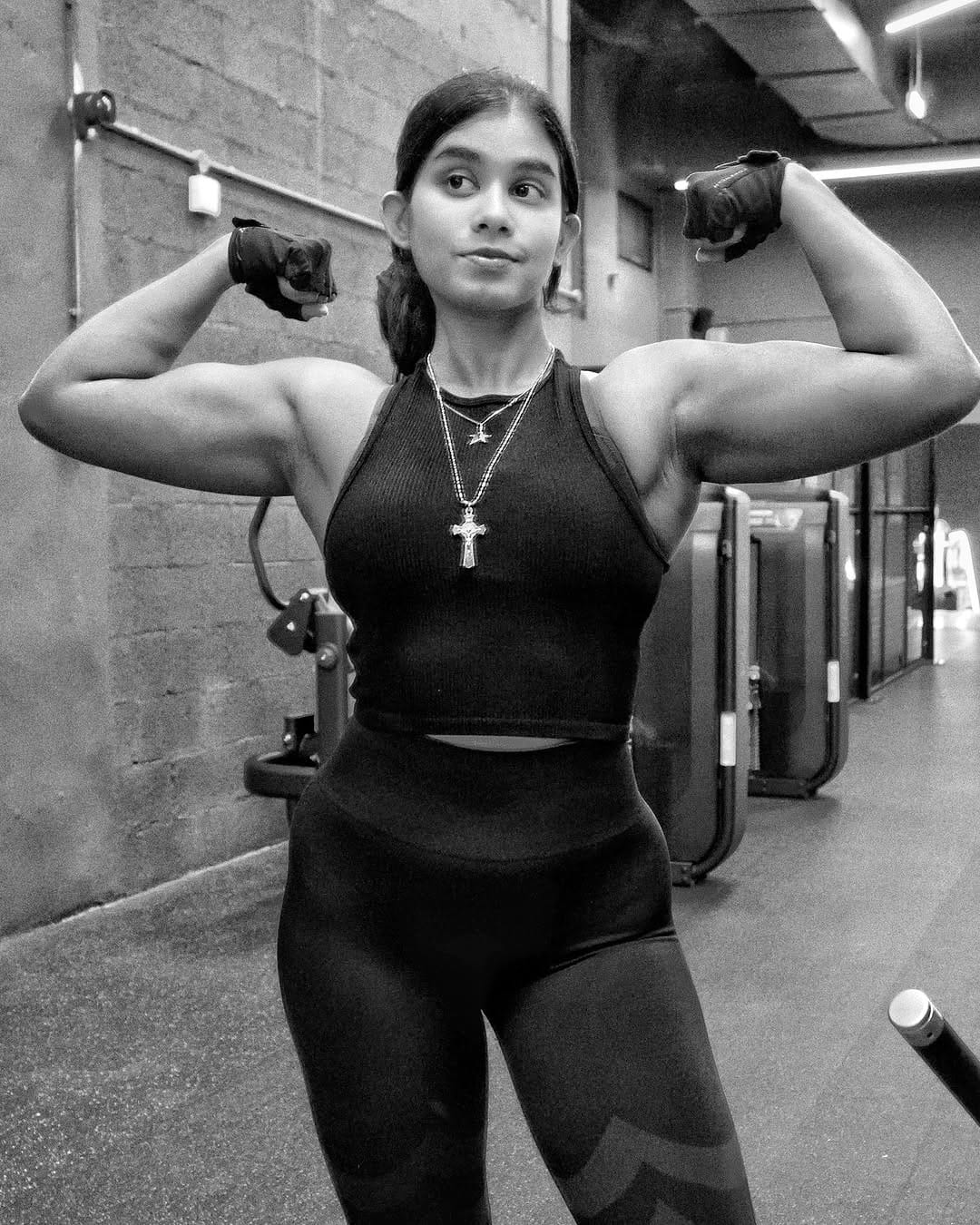 Post 1 by JAANU | ONLINE FITNESS COACH on Instagram (carousel)