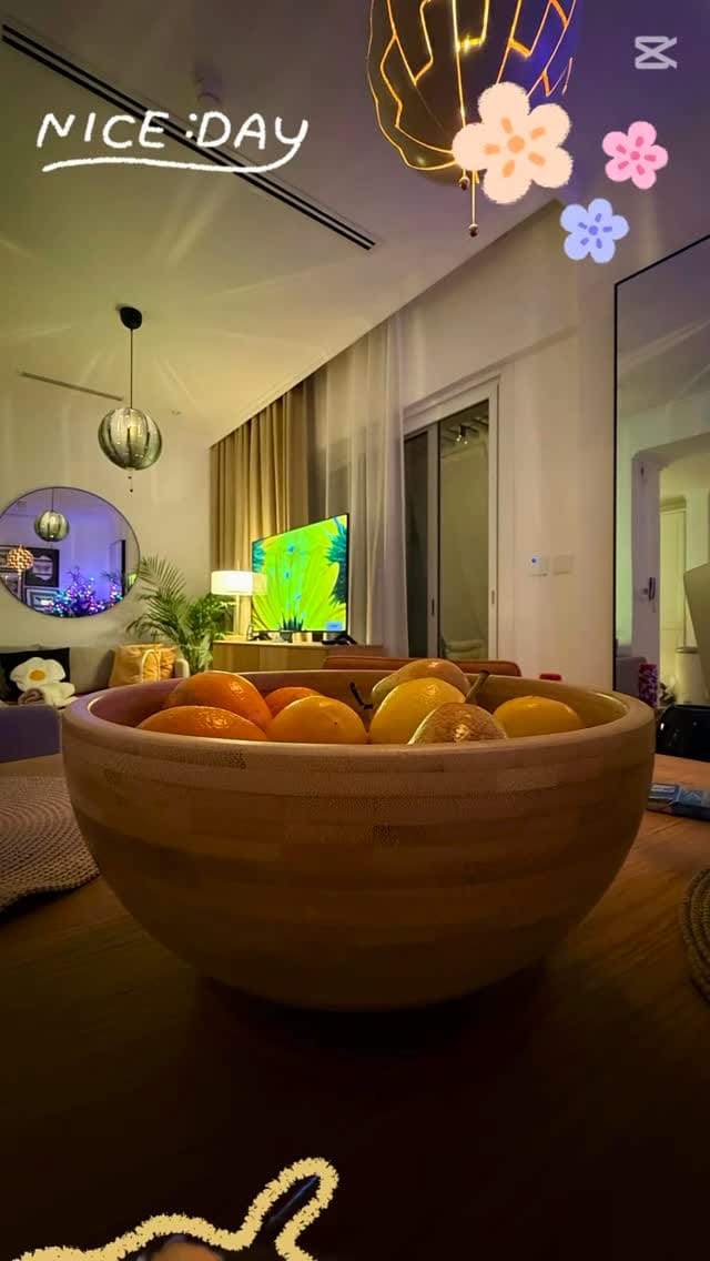 Post 6 by Anastasia Lozovskaya on Instagram (video)