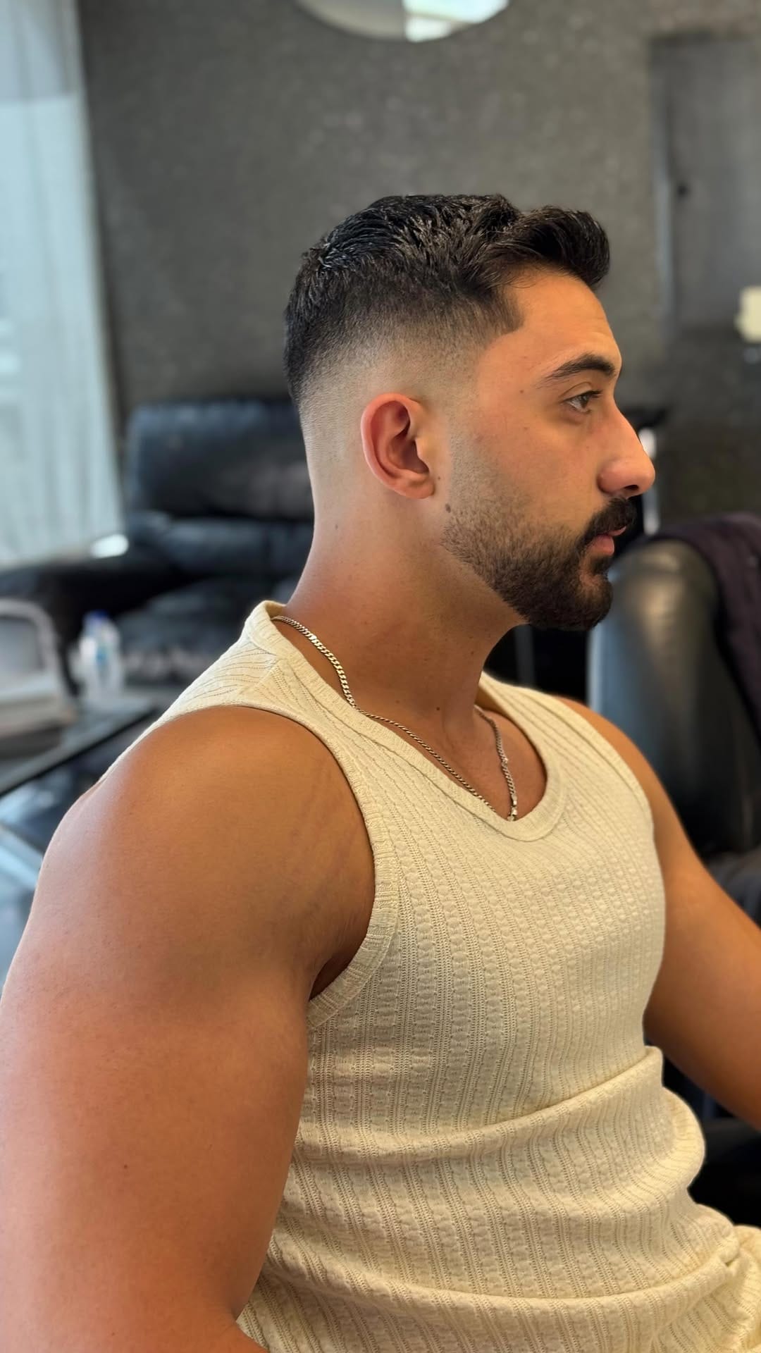 Post 9 by The Gentlemen's Barber Shop - Dubai on Instagram (video)
