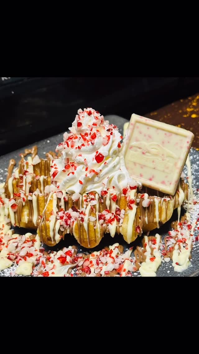 Post 5 by Funky Sweets on Instagram (video)