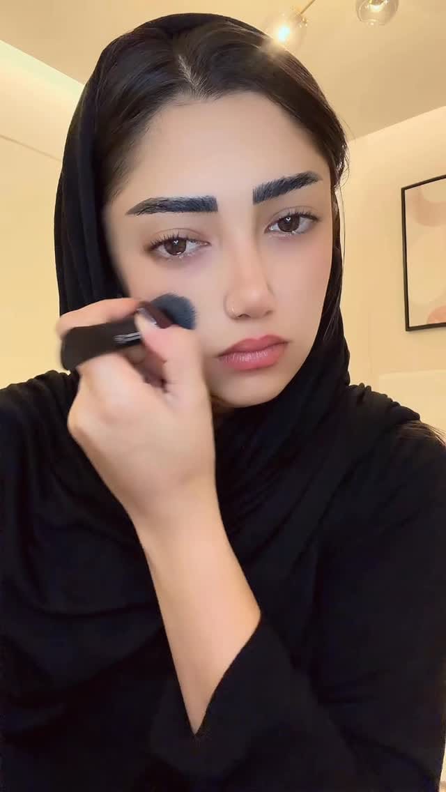 Post 6 by Ada Qaderi on Instagram (video)