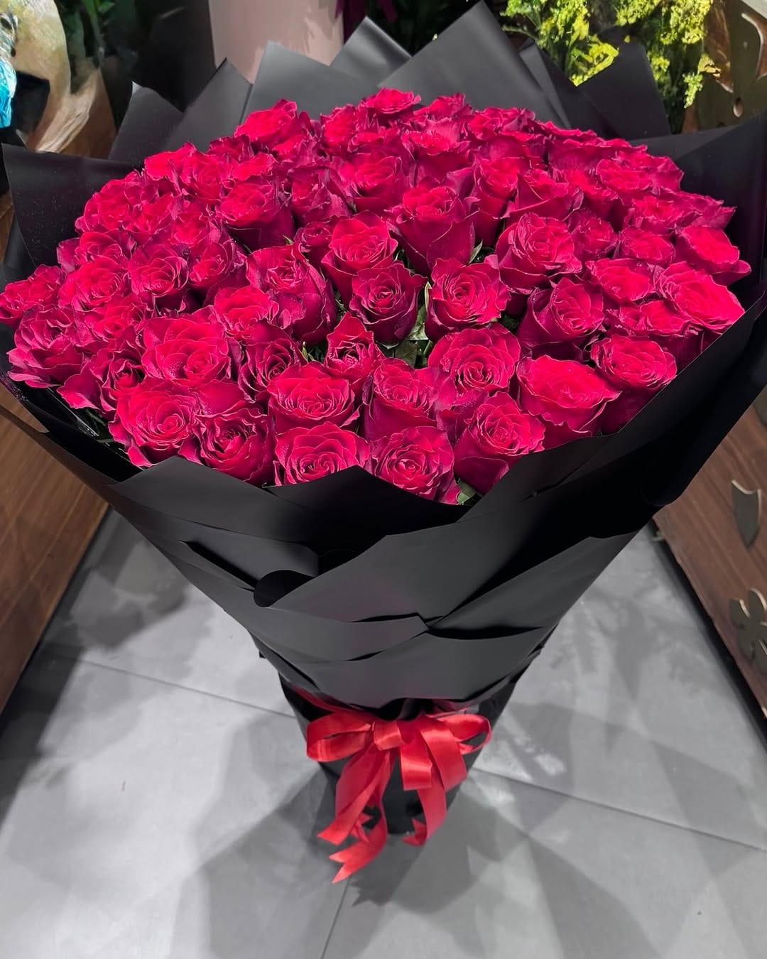 Post 2 by Fleurs Damour on Instagram (image)