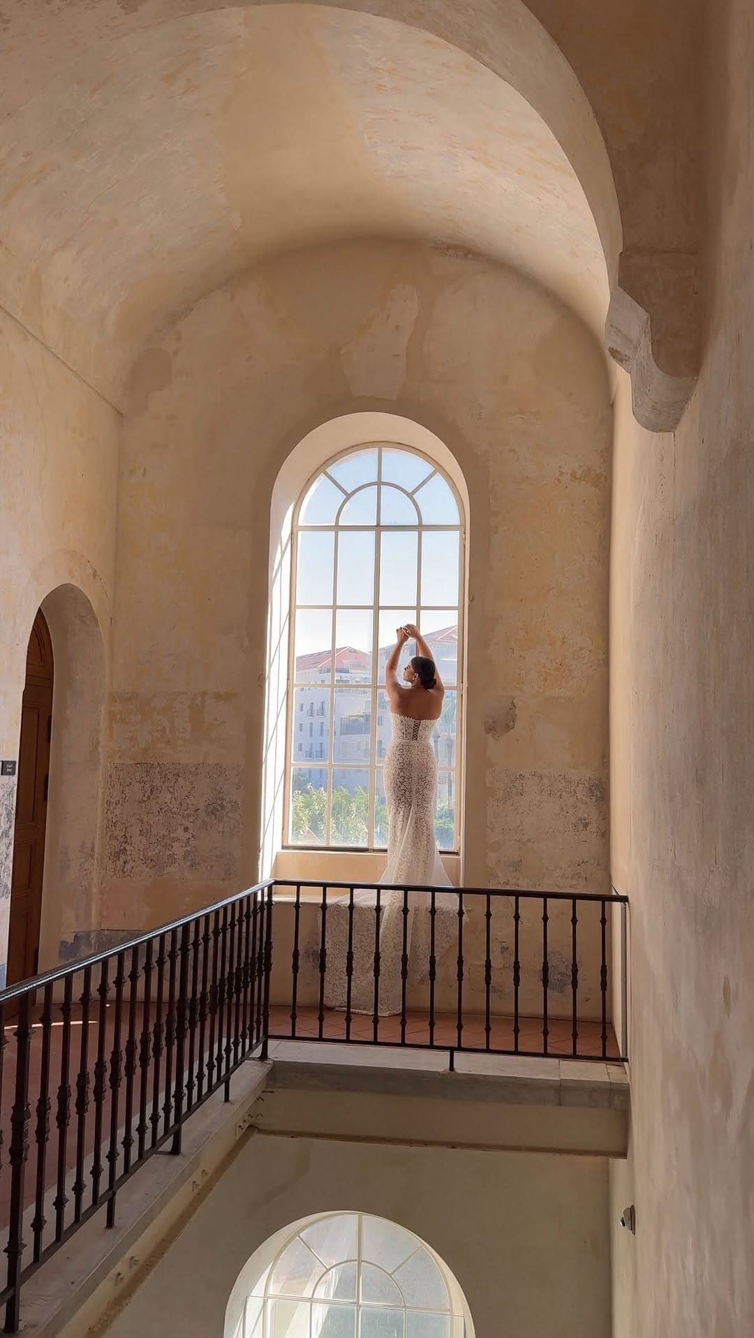Post 10 by Tanya Ray Bridal on Instagram (video)