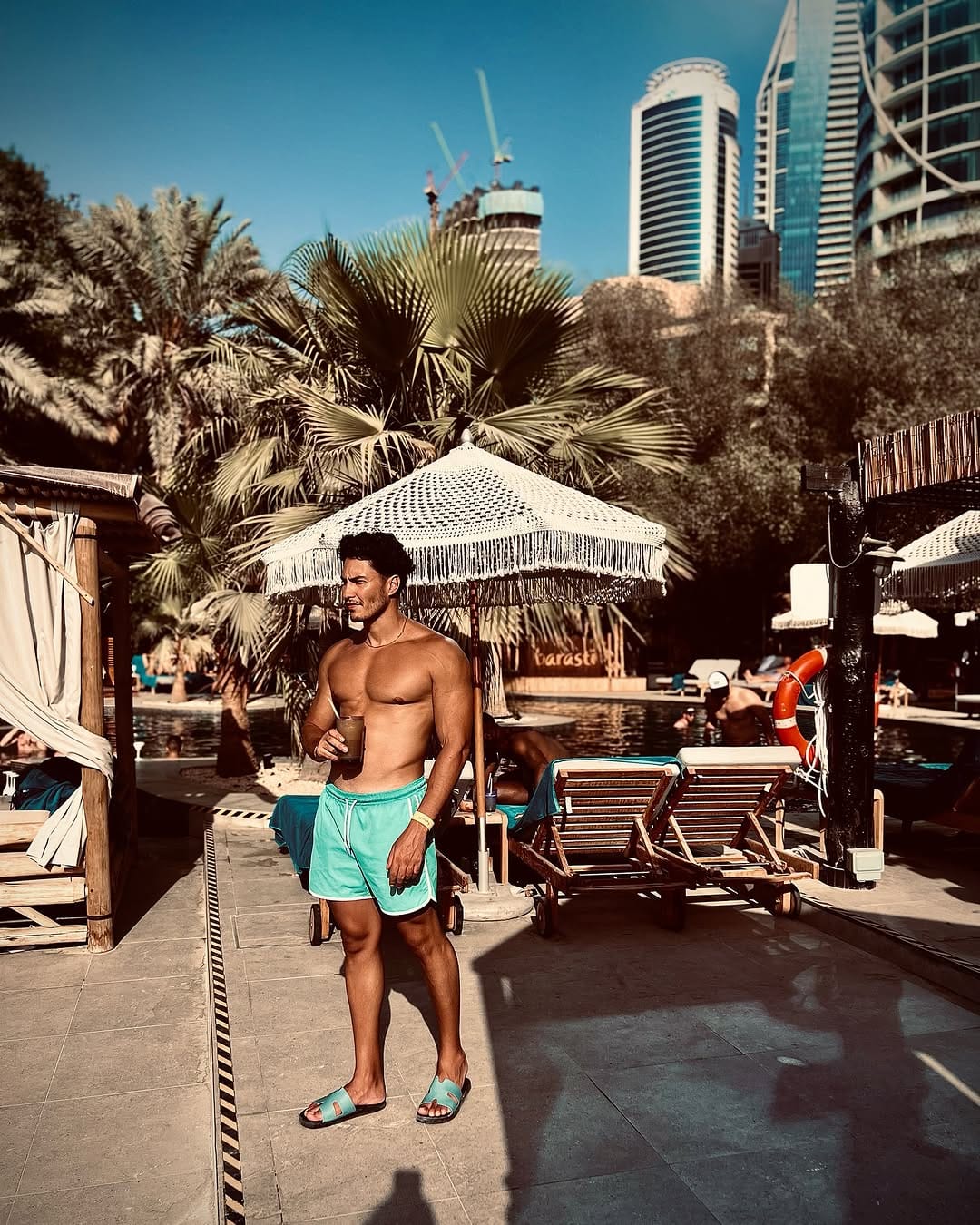 Post 8 by ⵣ Sofy khelifi on Instagram (carousel)