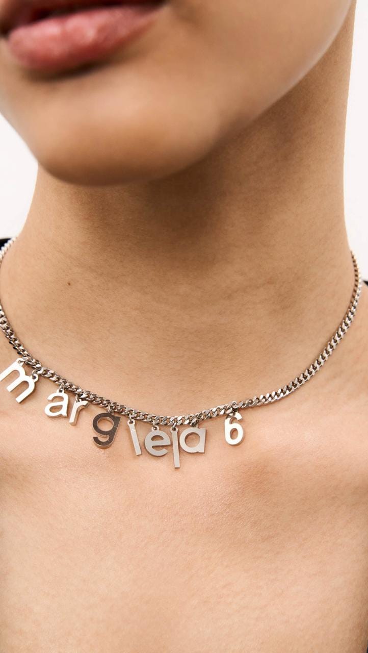 Post 4 by Poison Drop Jewelry Store on Instagram (video)