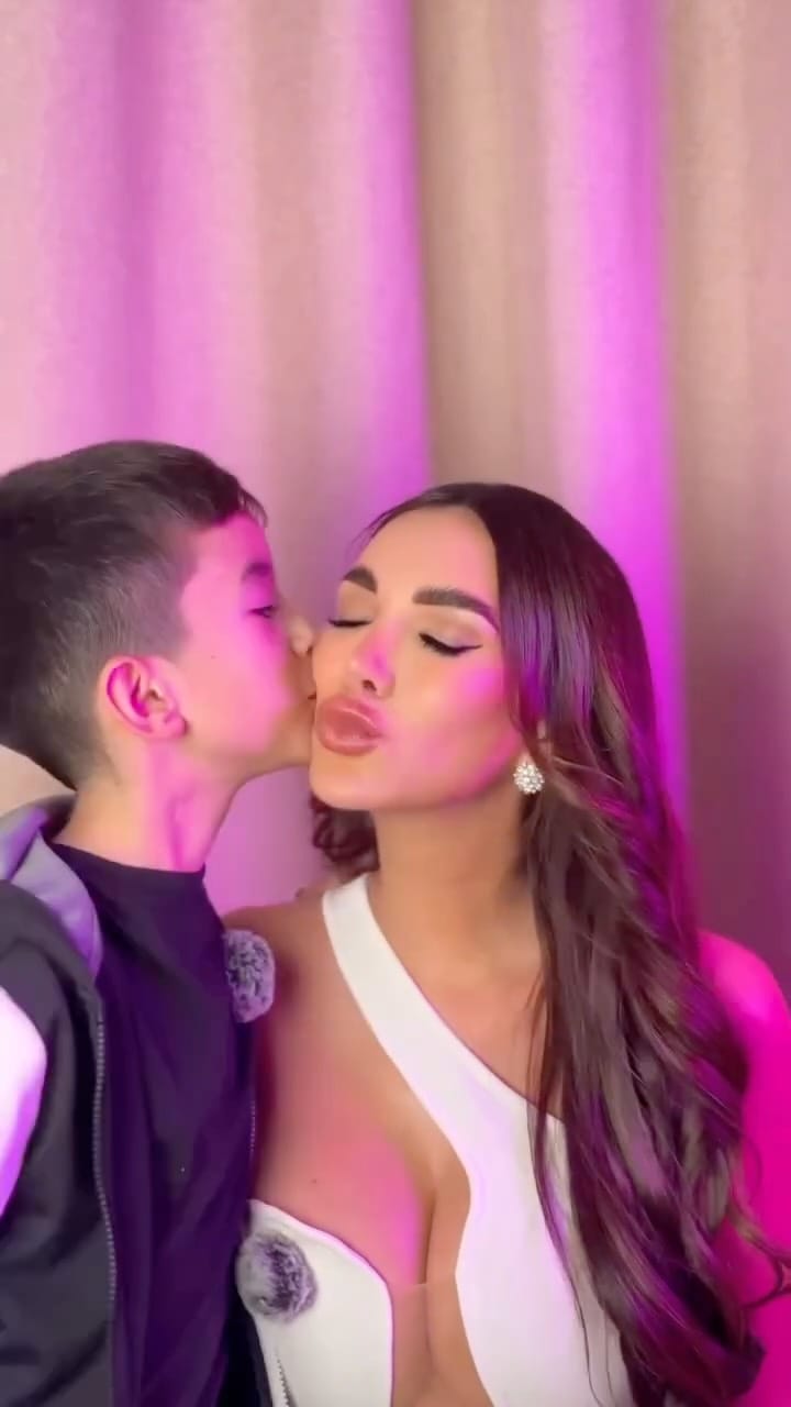 Post 4 by Paula Manzanal on Instagram (video)