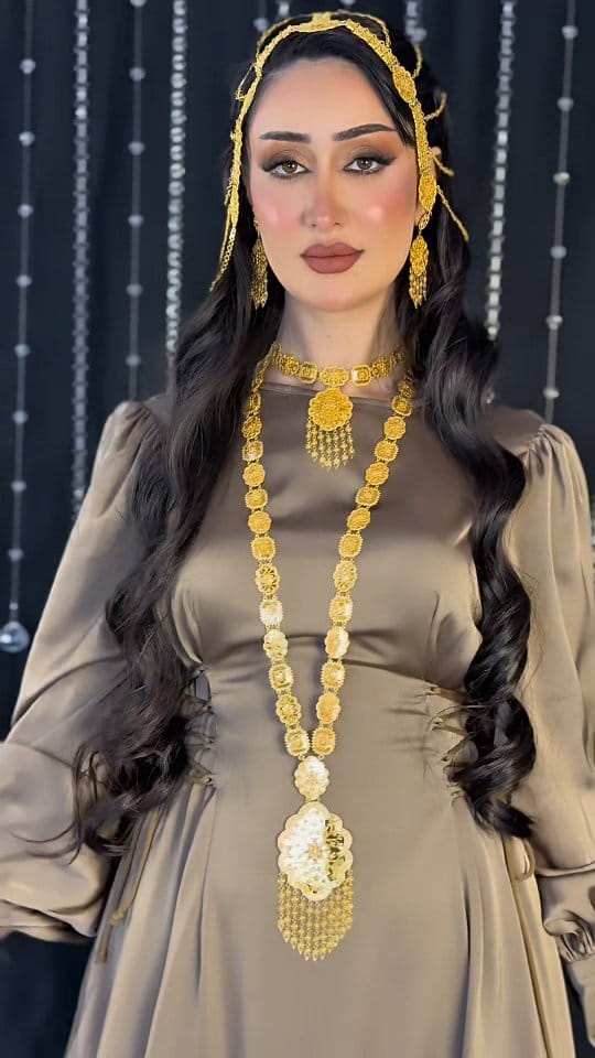 Post 4 by Hala Shebli Harb on Instagram (video)