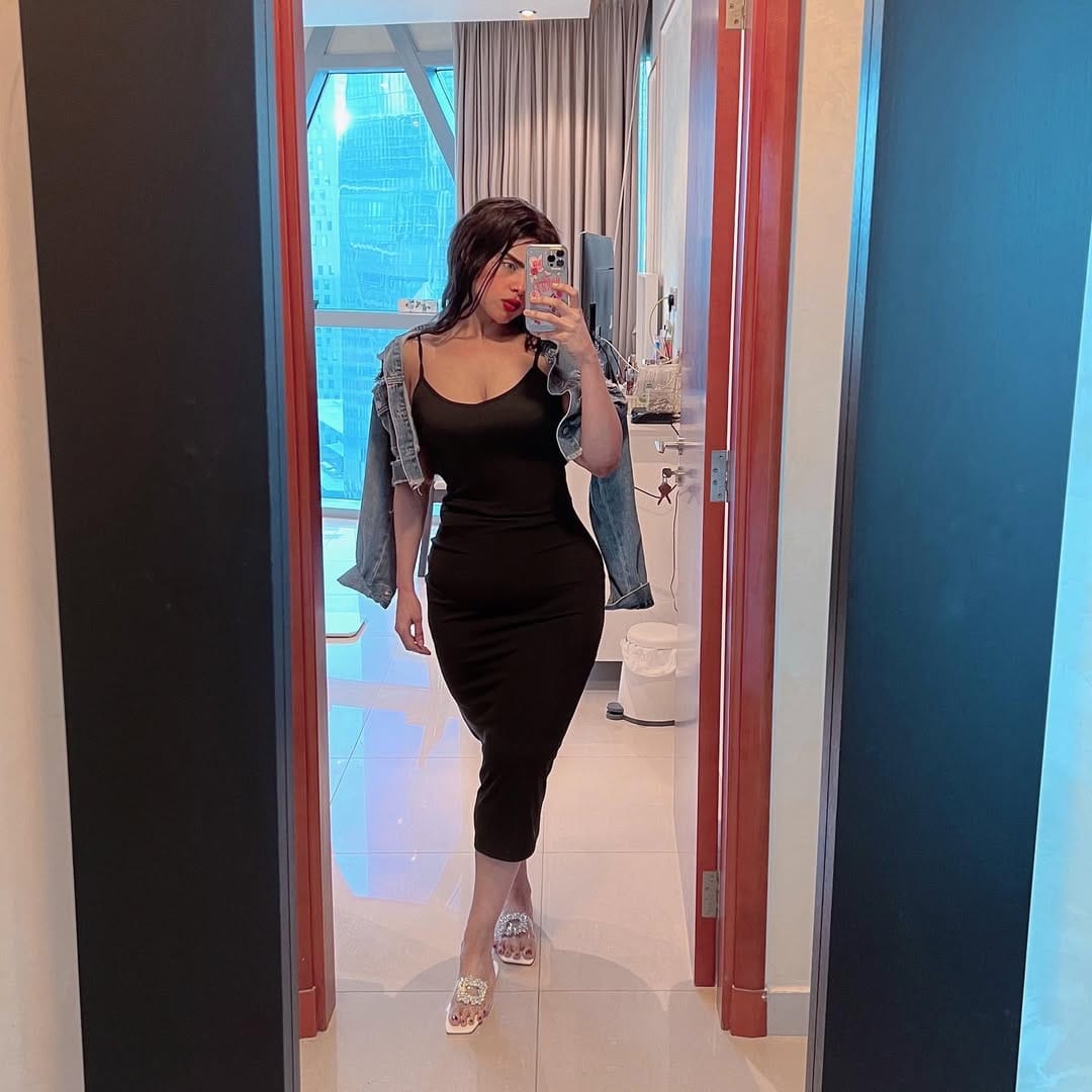 Post 9 by N a n n i 🤍 on Instagram (image)