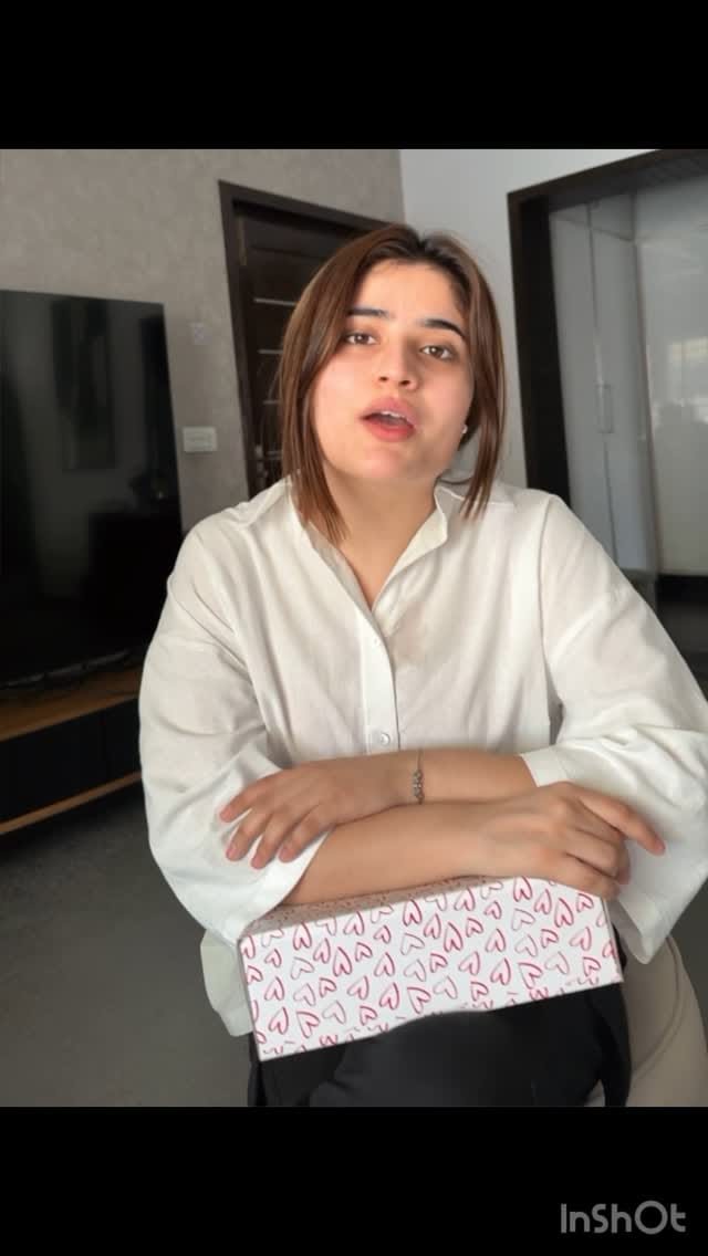 Post 3 by Loca.pk on Instagram (video)
