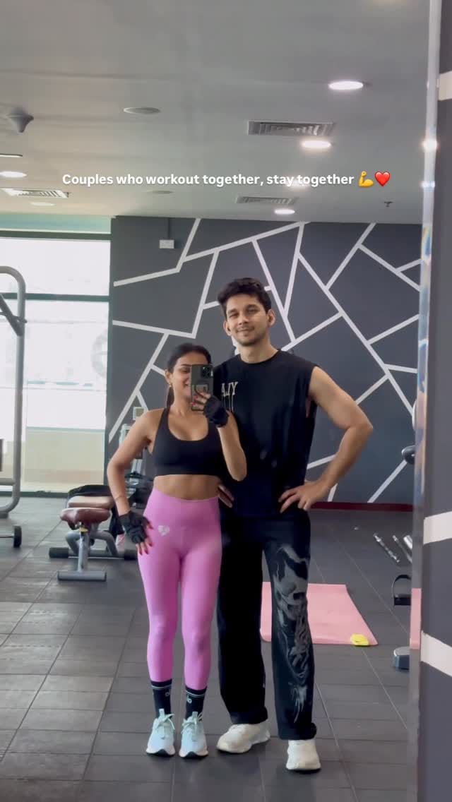 Post 5 by Vaidnali Dudhane on Instagram (video)