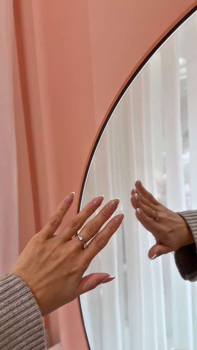 Post 7 by SISTERS Beauty Lounge on Instagram (video)