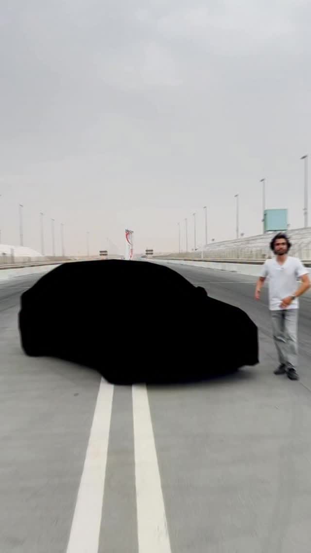 Post 6 by Mohamed Khaled Abou El Ella - محمد خالد ابوالعلا on Instagram (video)