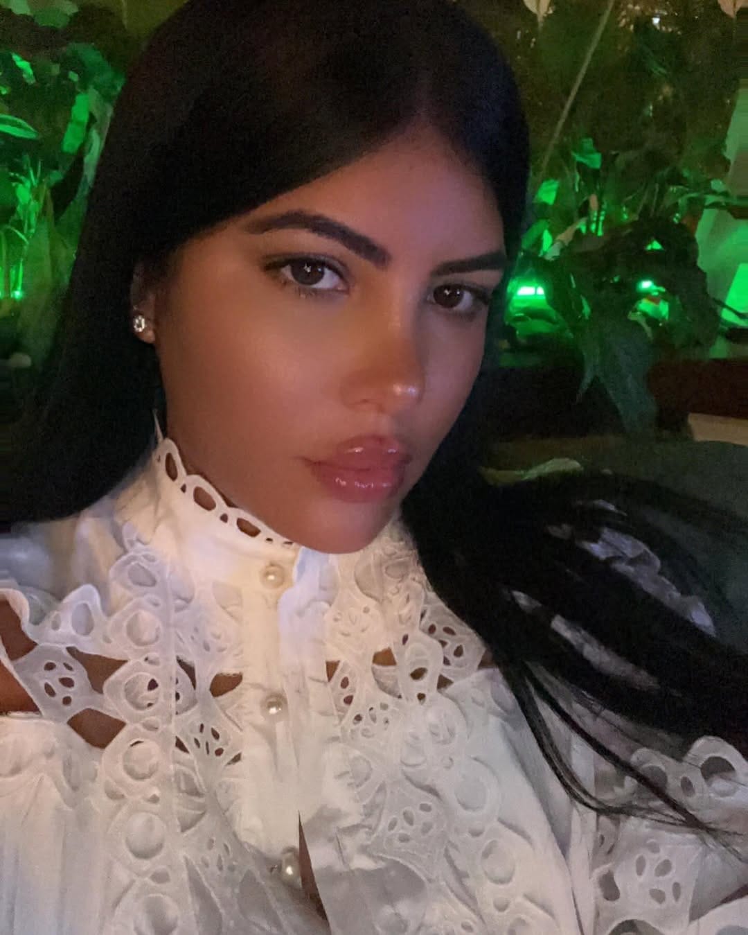 Post 2 by La Touche Colombienne on Instagram (carousel)