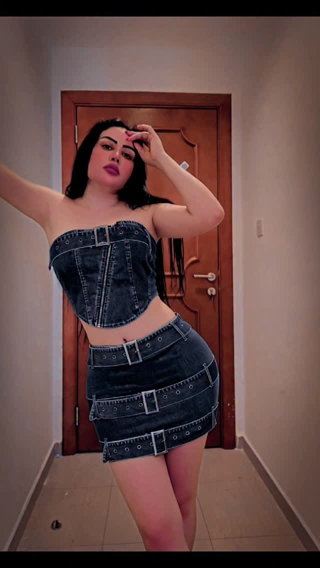 Post 2 by Mima star 🌟 on Instagram (video)