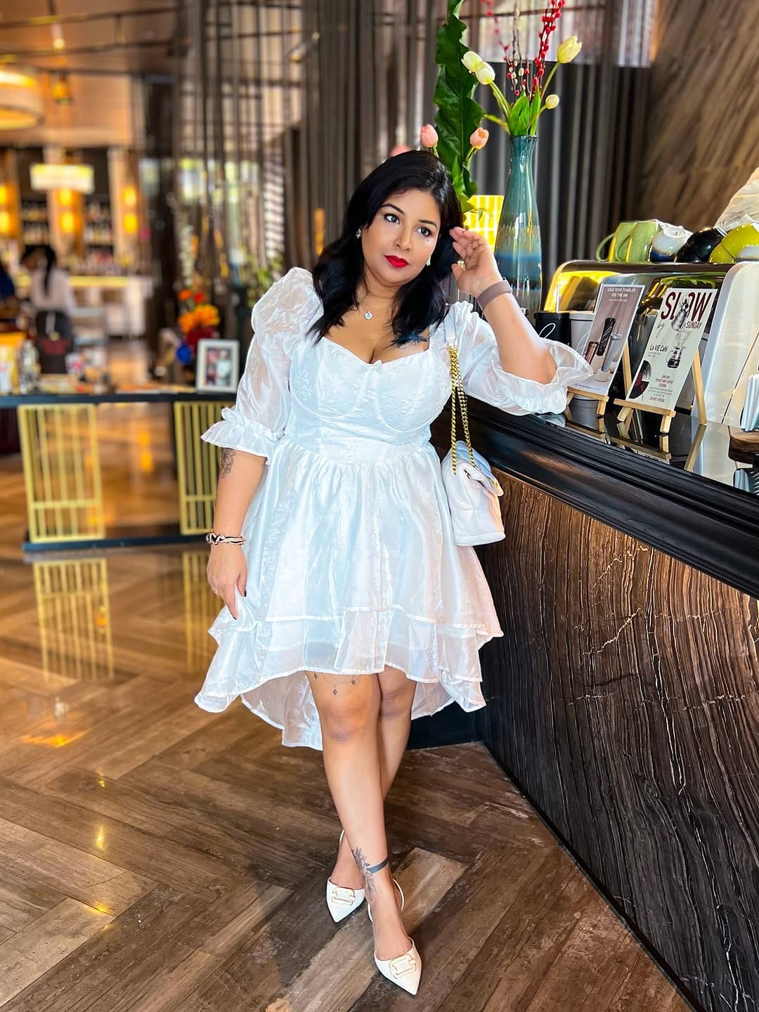 Post 5 by Pallavi Gupta  (*Beauty| Midsize Fashion| Fitness| Lifestyle) on Instagram (carousel)