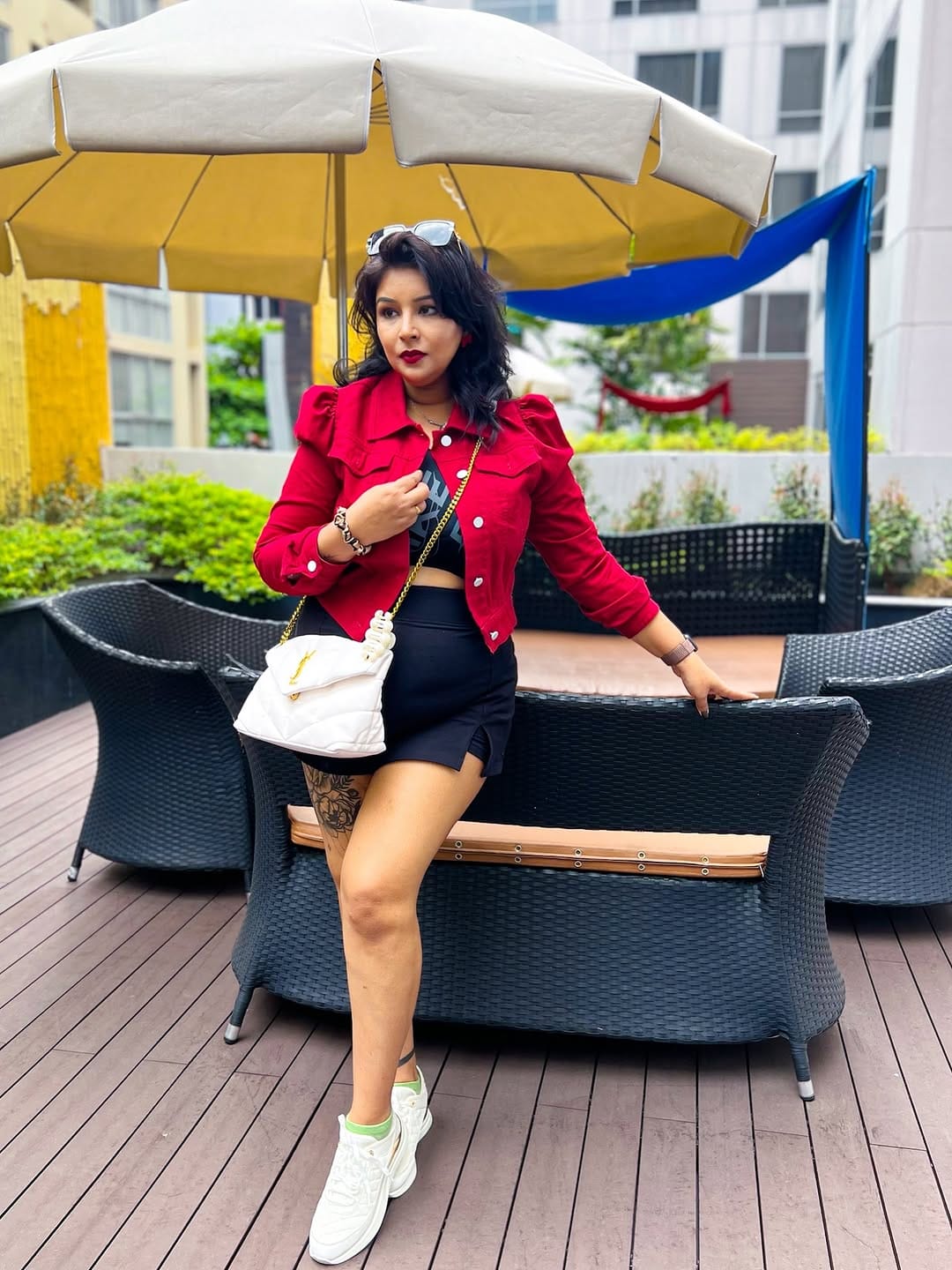 Post 2 by Pallavi Gupta  (*Beauty| Midsize Fashion| Fitness| Lifestyle) on Instagram (carousel)