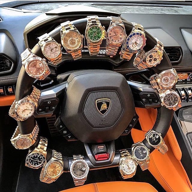 Post 7 by FashionBorn™ on Instagram (image)