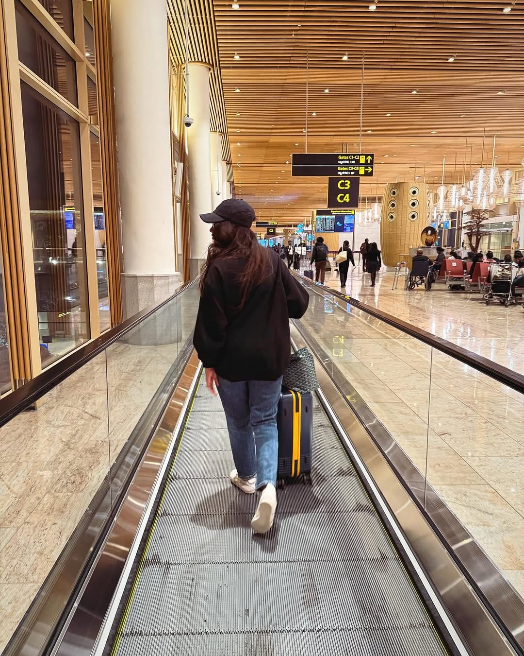 Post 8 by Manvi Bhargava Mazumder on Instagram (image)