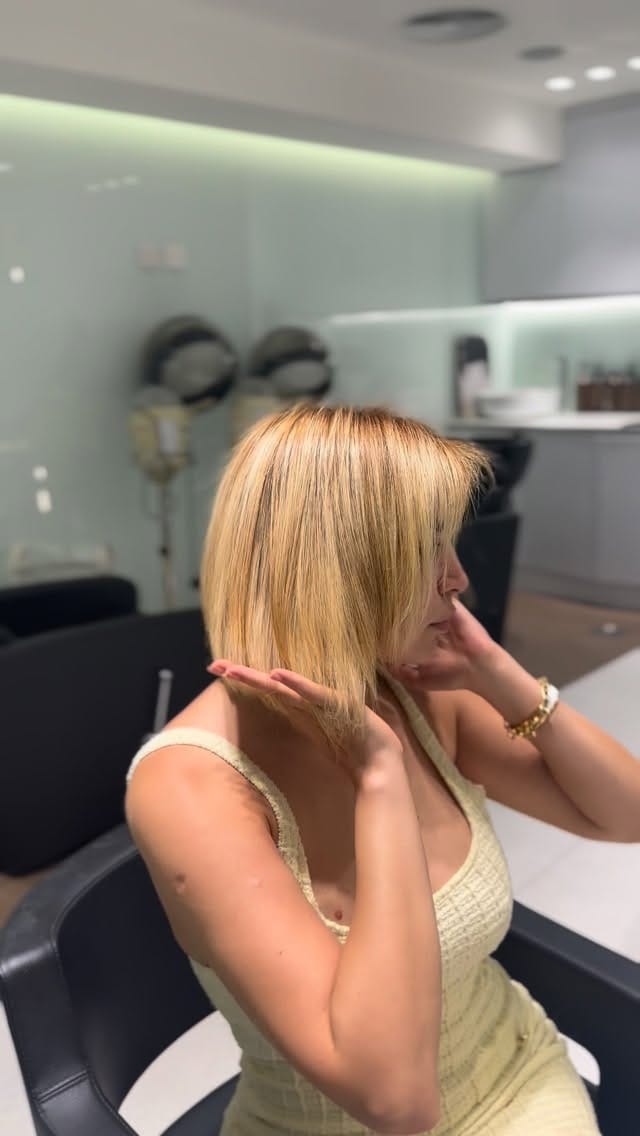 Post 9 by Allure Beauty Lounge on Instagram (video)
