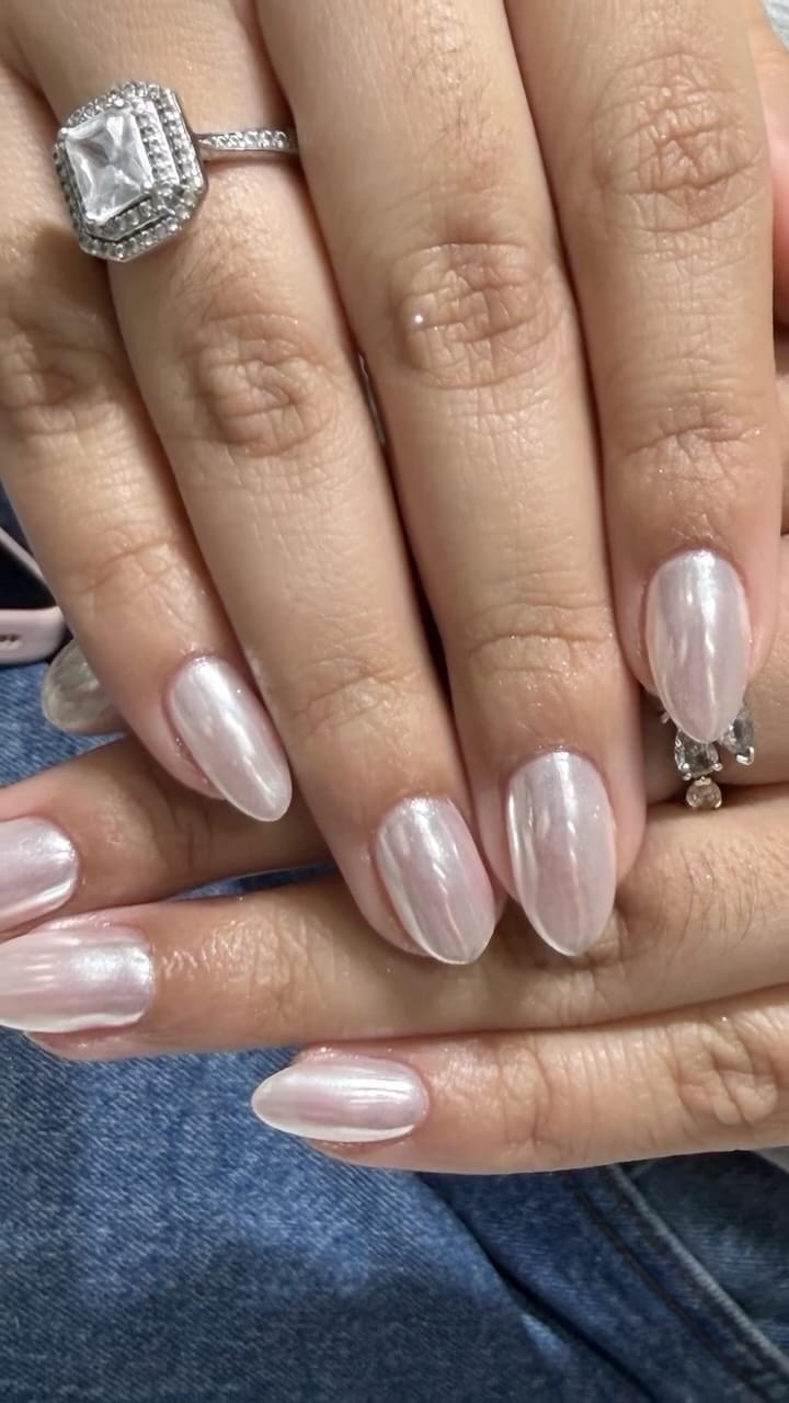 Post 7 by Allure Beauty Lounge on Instagram (video)