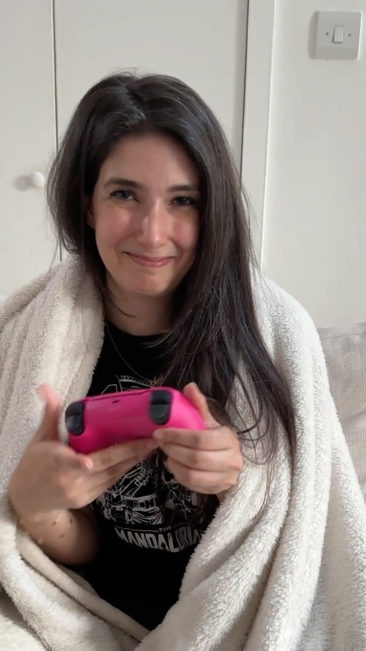 Post 10 by Arshy ♡ on Instagram (video)