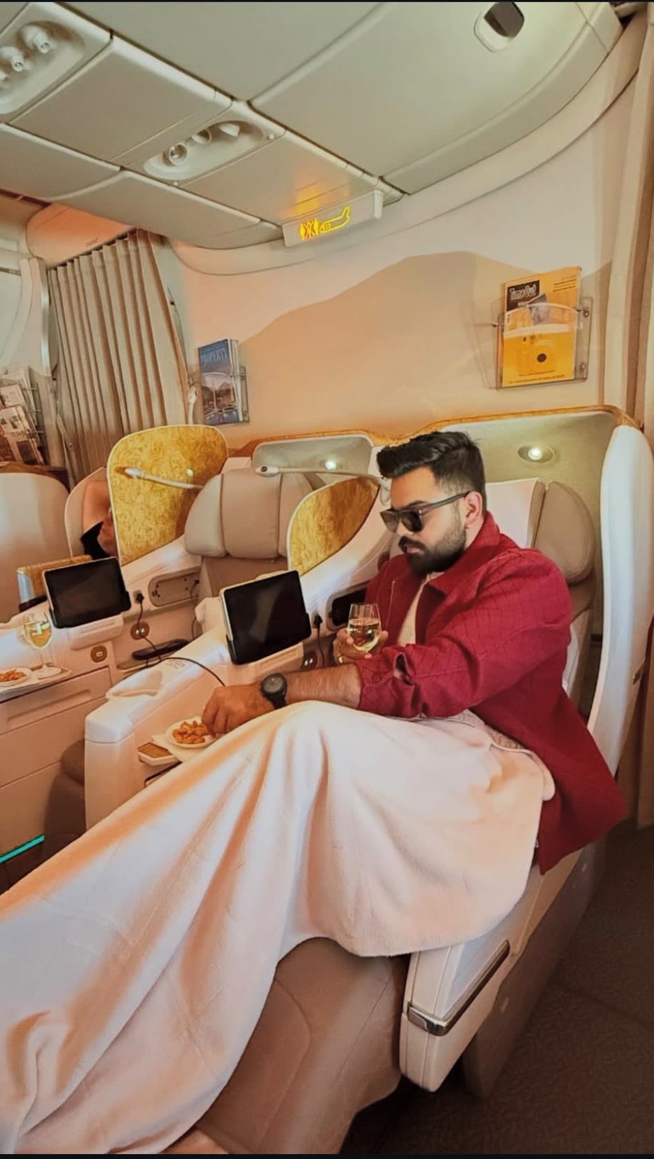 Post 8 by Budhil Vyas | Crypto & Finance on Instagram (video)