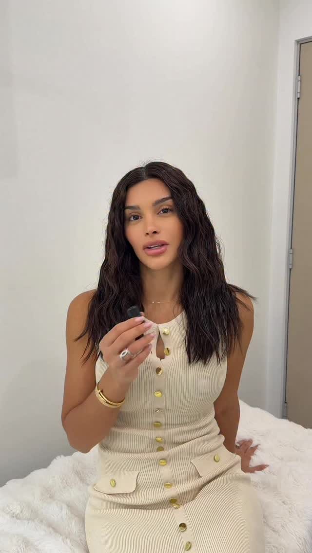 Post 9 by LANA TAREK - SYDNEY DUBAI EYEBROW AESTHETICS on Instagram (video)