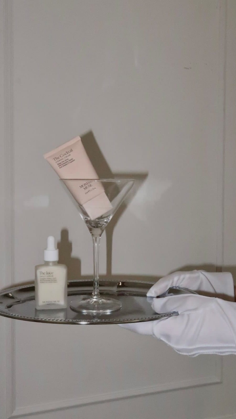 Post 10 by LANA TAREK - SYDNEY DUBAI EYEBROW AESTHETICS on Instagram (video)