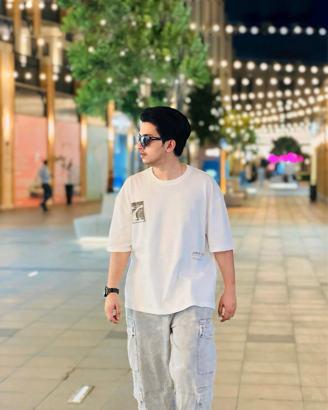 Post 5 by °N a B e E L° 🔵 on Instagram (carousel)