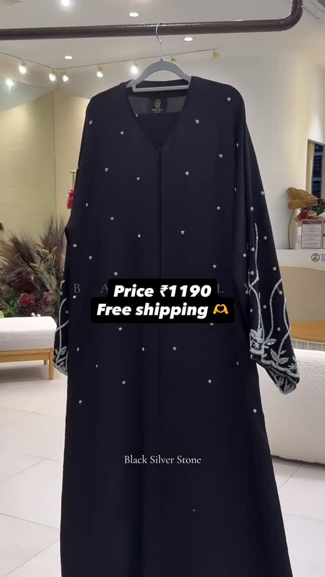 Post 2 by Asma Abya Collection's original™ on Instagram (video)
