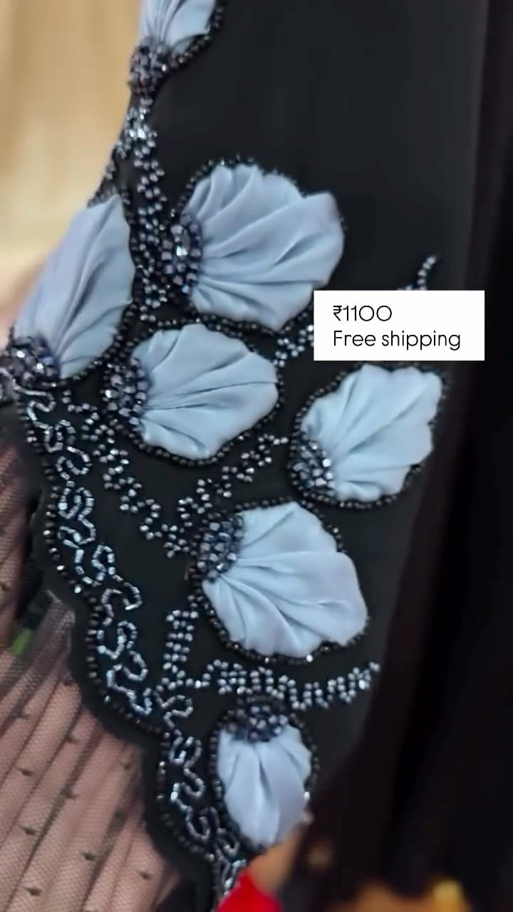 Post 8 by Asma Abya Collection's original™ on Instagram (video)