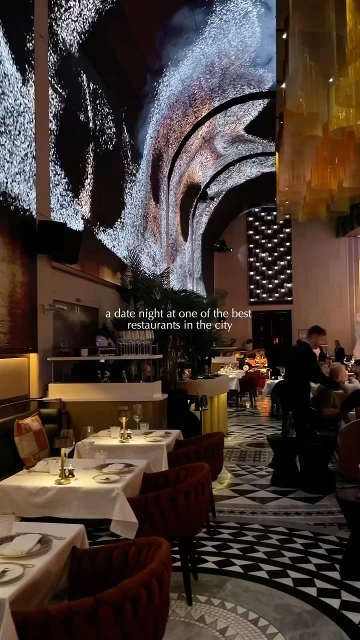 Post 9 by I am dubai on Instagram (video)