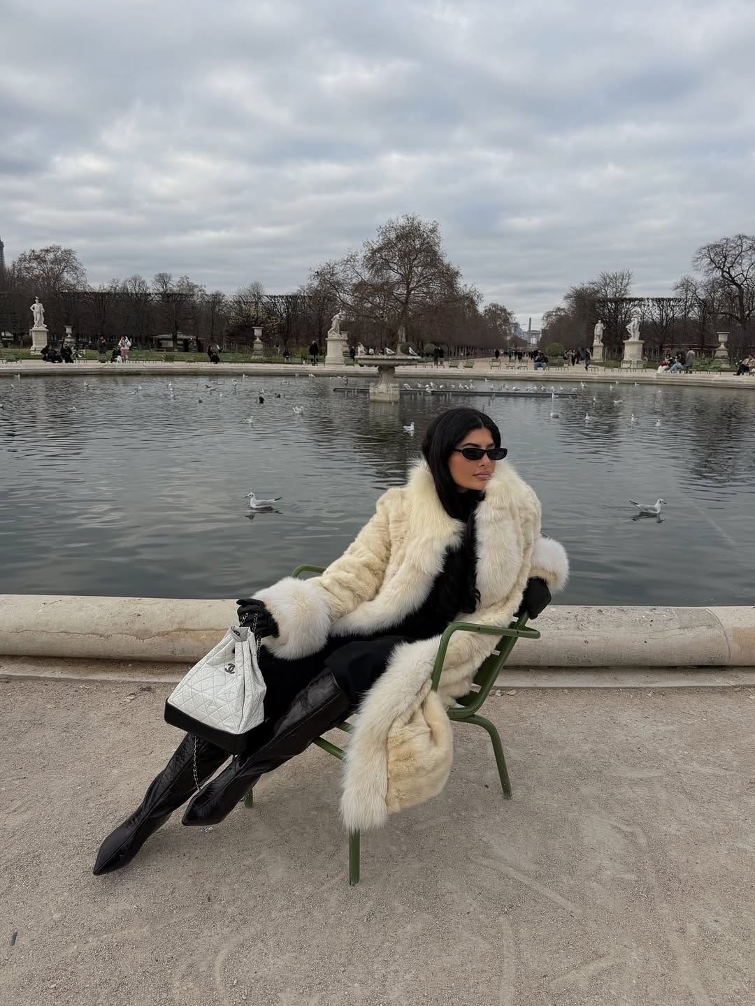 Post 5 by Nila Yaqoubi on Instagram (carousel)