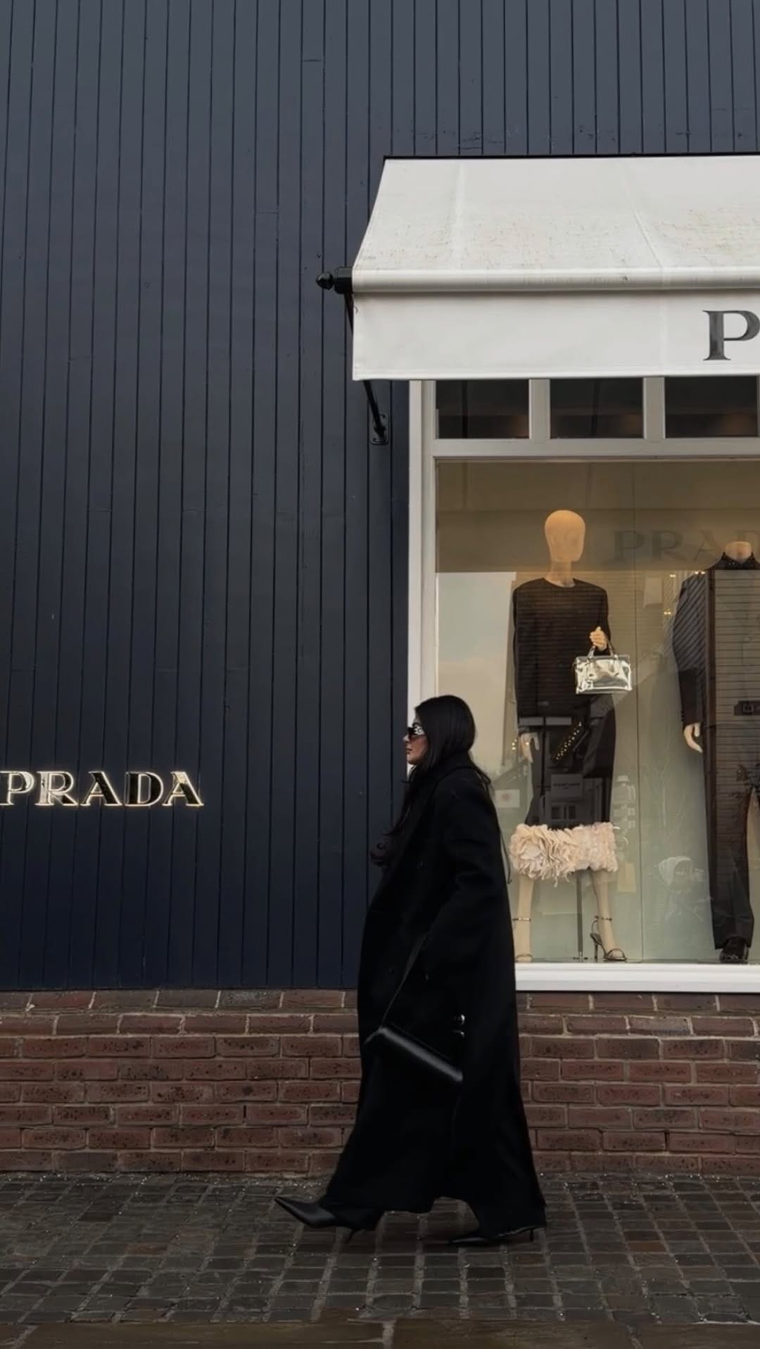 Post 3 by Nila Yaqoubi on Instagram (video)