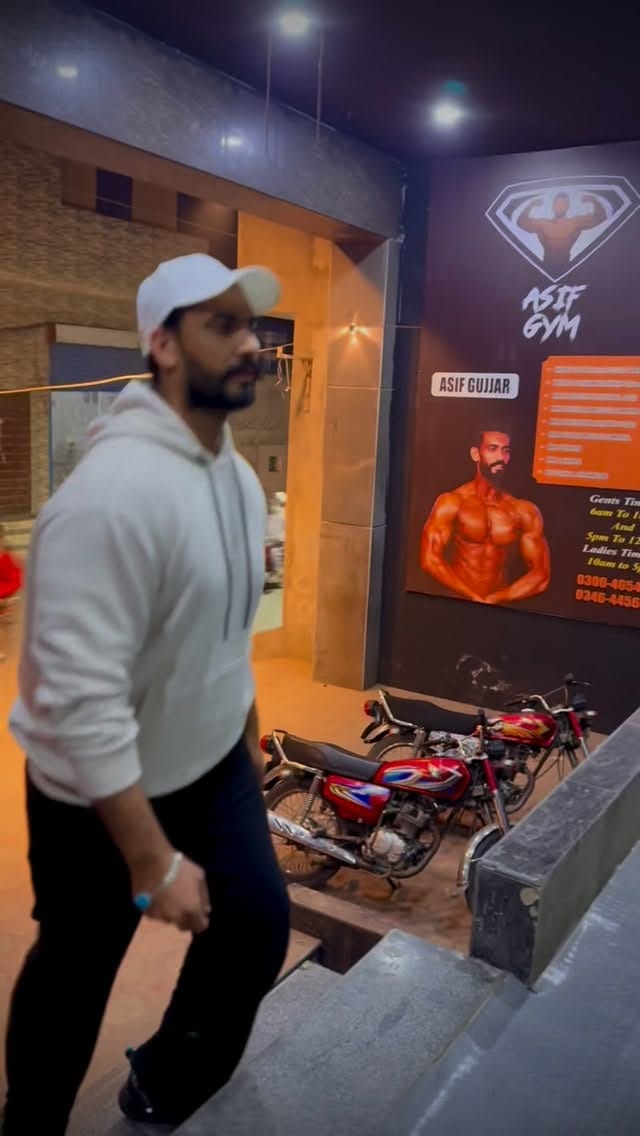 Post 5 by Asif Gujjar on Instagram (video)