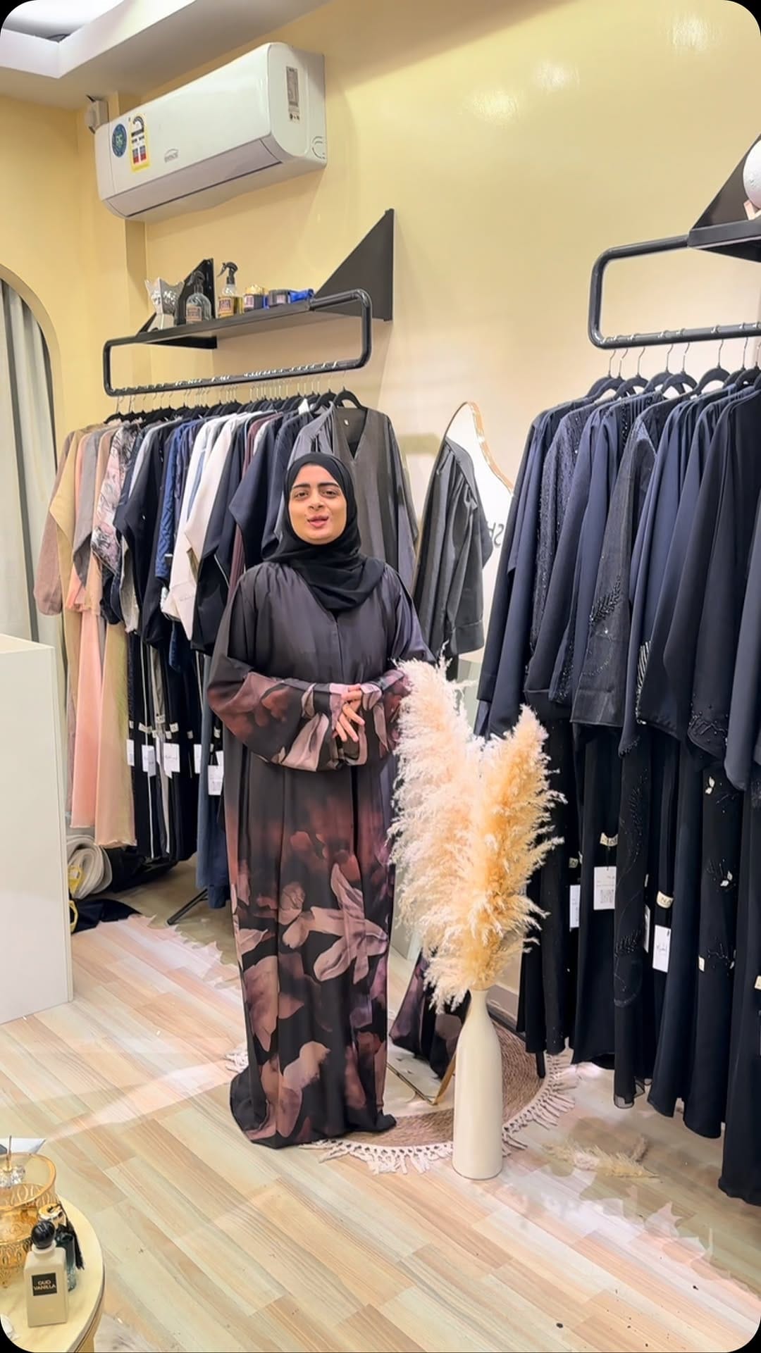 Post 10 by Luxury Abaya Shop Dubai | Abaya Designer | Abaya Store Uae on Instagram (video)