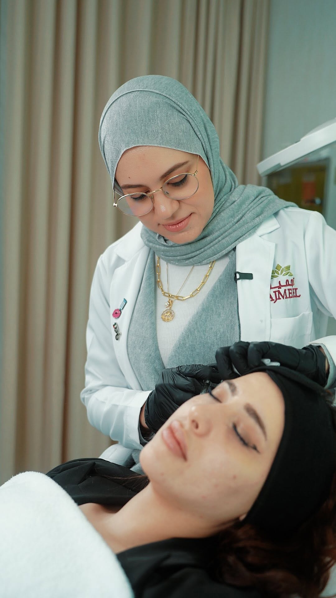 Post 4 by Tajmeel Clinic - Aesthetics I Dental I Plastic Surgery on Instagram (video)