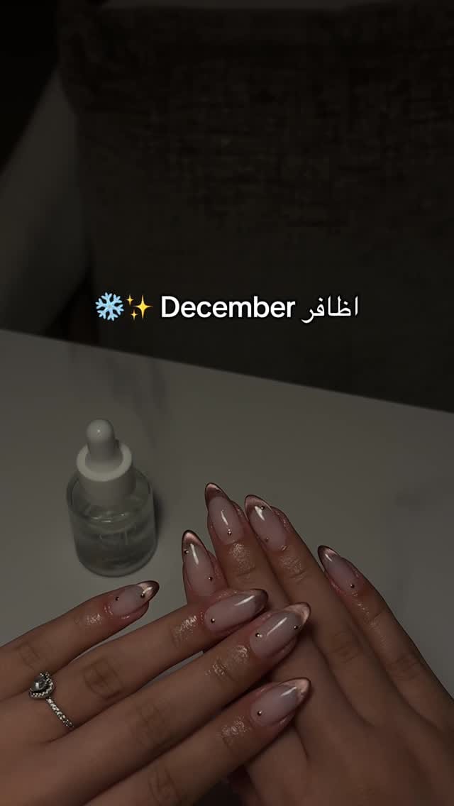 Post 5 by 𝐒𝐊 𝐁𝐞𝐚𝐮𝐭𝐲 𝐒𝐭𝐮𝐝𝐢𝐨 on Instagram (video)