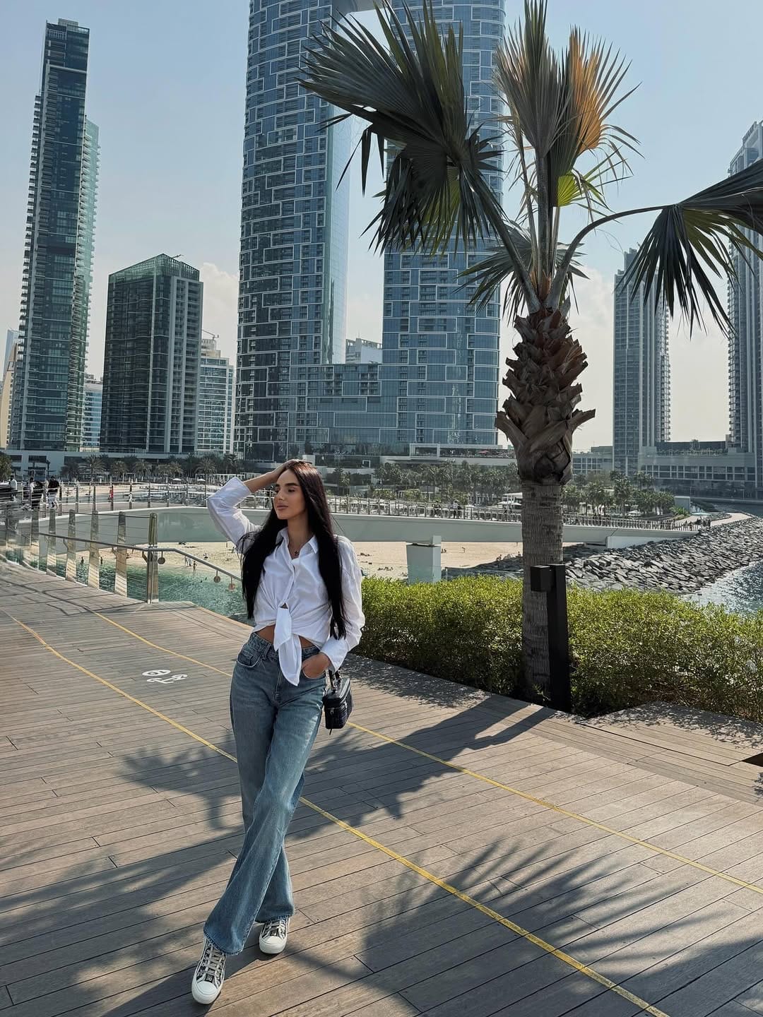 Post 5 by Property expert | Real Estate Investment in Dubai🇦🇪 on Instagram (carousel)