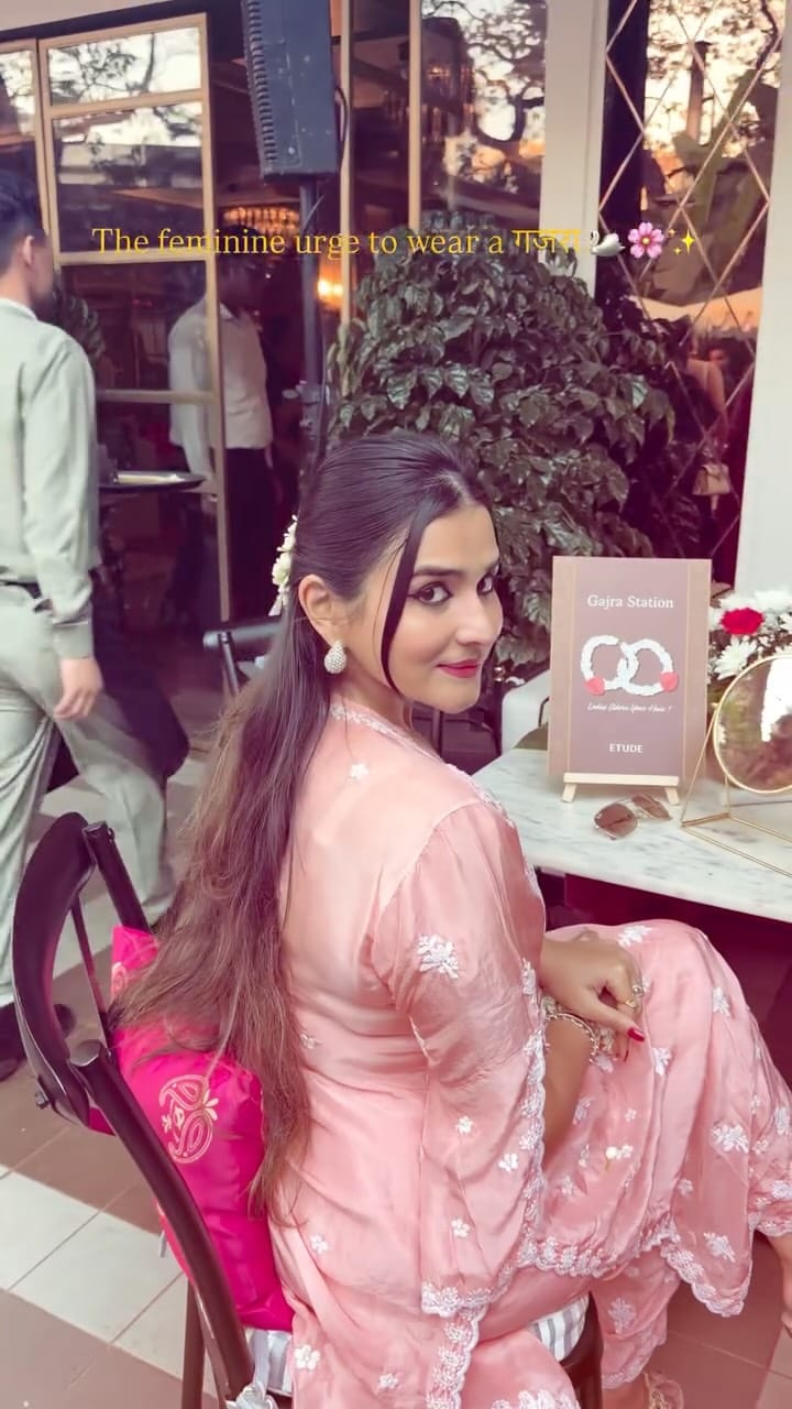 Post 6 by Safiya on Instagram (video)