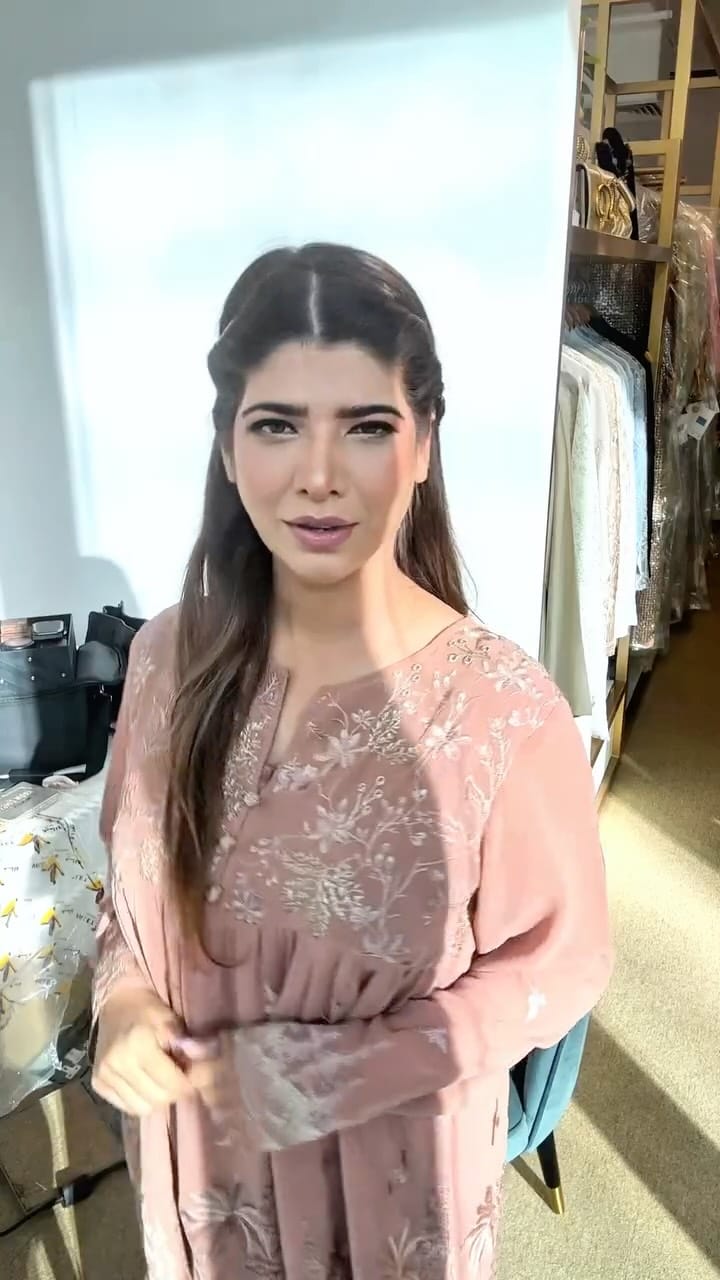 Post 2 by Muntaha Haider| UAE Influencer | Licensed on Instagram (video)