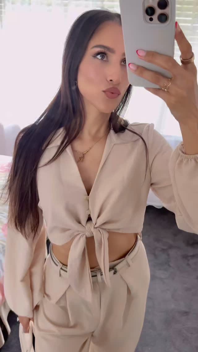 Post 3 by Sharlene Lowe | شارلين on Instagram (video)