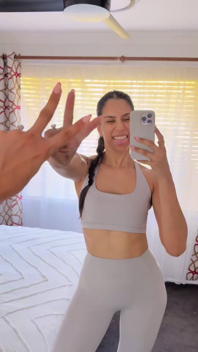 Post 4 by Sharlene Lowe | شارلين on Instagram (video)