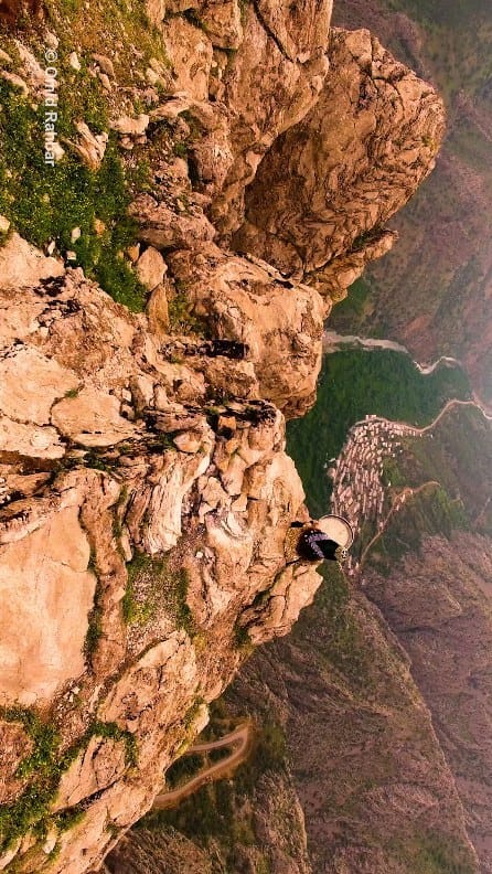 Post 1 by Omid Rahbar  امید رهبر on Instagram (video)