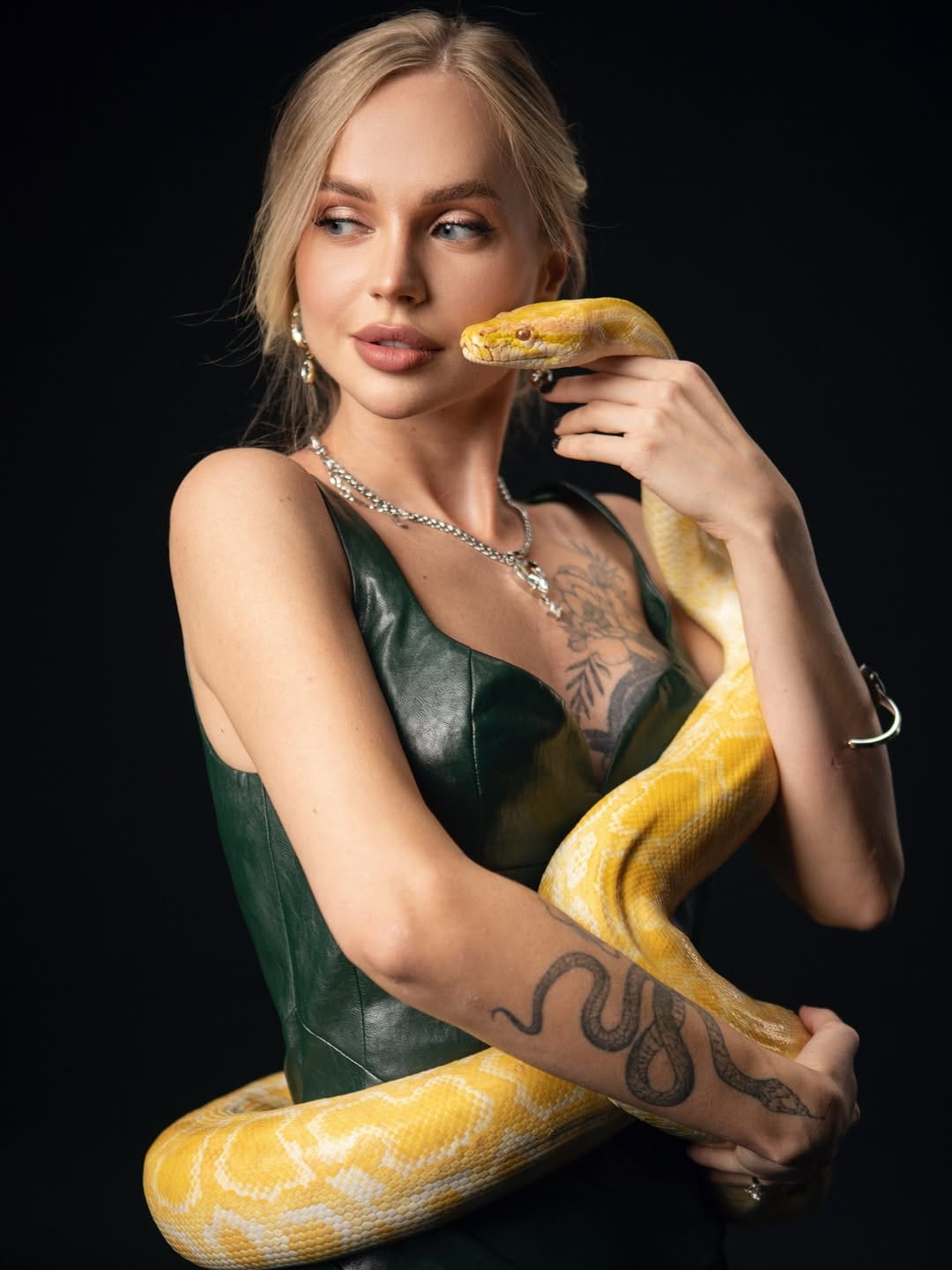 Post 6 by Юлія Дуржинська | Косметолог Одеса / Дубай on Instagram (carousel)