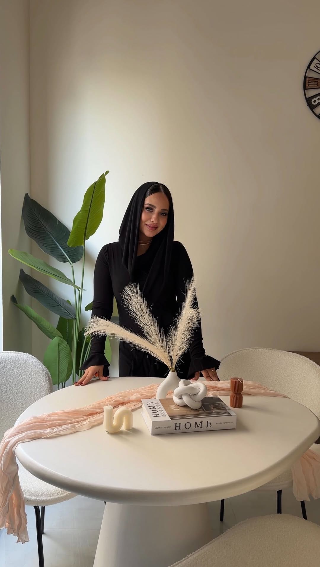 Post 4 by Home Kode on Instagram (video)