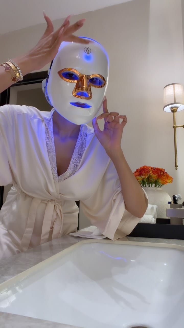 Post 2 by Hala Owais on Instagram (video)